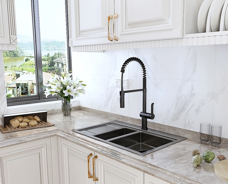 Torneira de cozinha retrátil moderna com design mais recente em aço inoxidável preto fosco